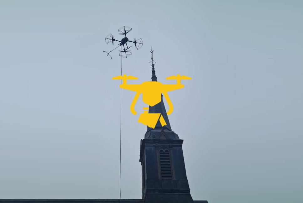Démoussage toiture drones